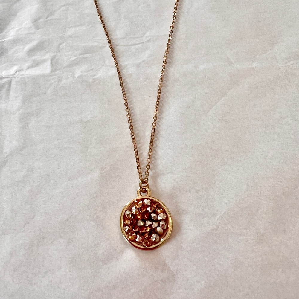 Gold-Tone Round rhinestone Pendant Necklace